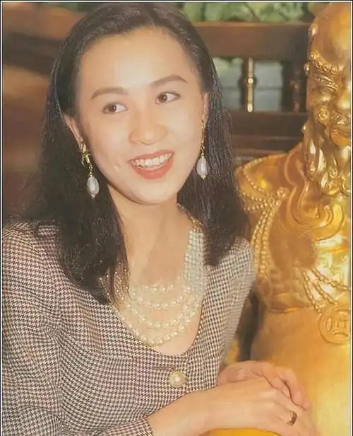 被绑架的刘嘉玲从"北姑"到女王,一路走来太多心酸,冷暖自知!