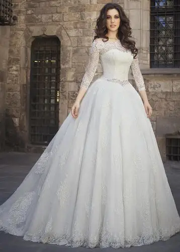 婚纱 花朵收腰图片