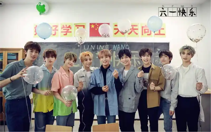 翻跳uninebomba姚明明说每天跳五遍bomba能瘦我试试哈下一个发sio吧