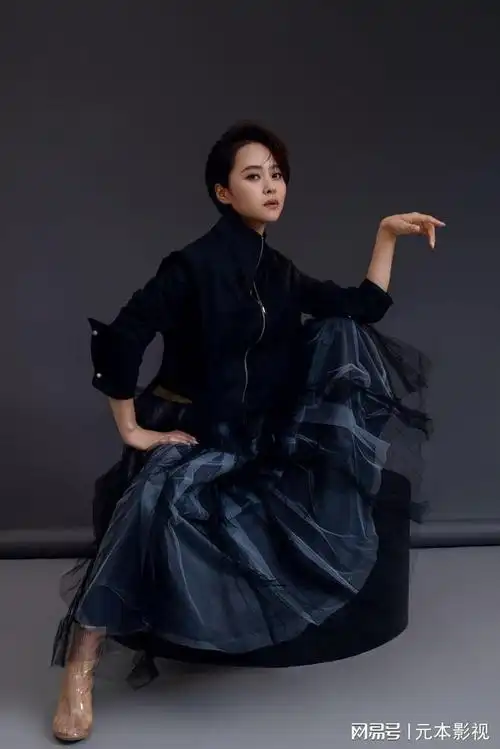 程琤写真大片曝光 酷飒有型气场全开