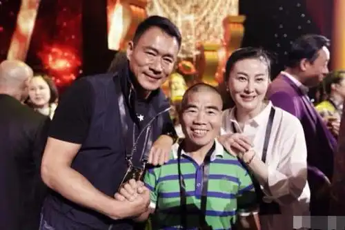 却被她害的丢了性命,但是现实生活中,宋文华的妻子是相当老实的,两个