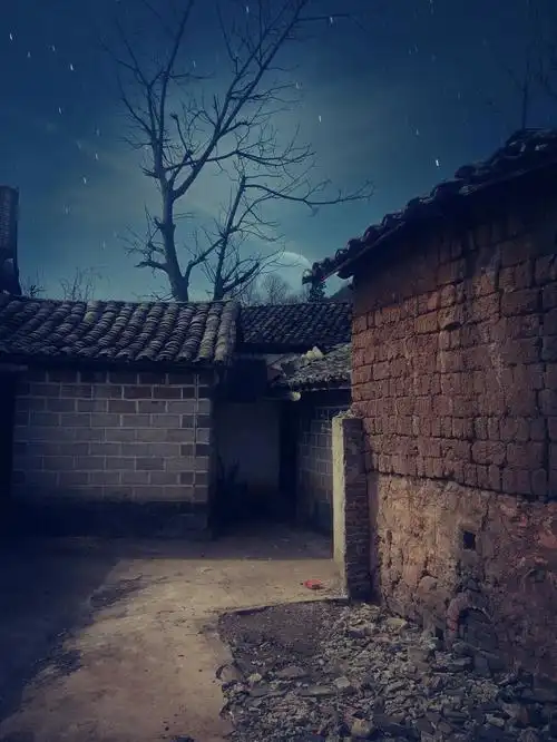 老房子有气息有回忆有故事人间烟火气最抚凡人心风景是春夏秋冬四季