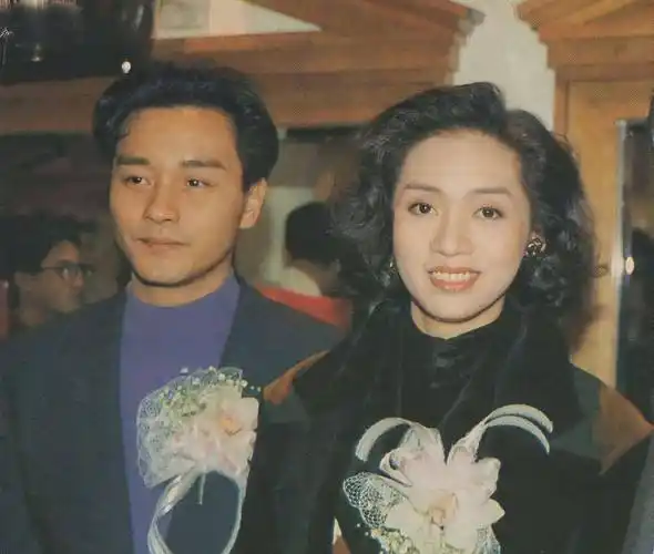 原创21年过去了,为什么我们还在怀念张国荣?_电影_周慧敏_歌曲