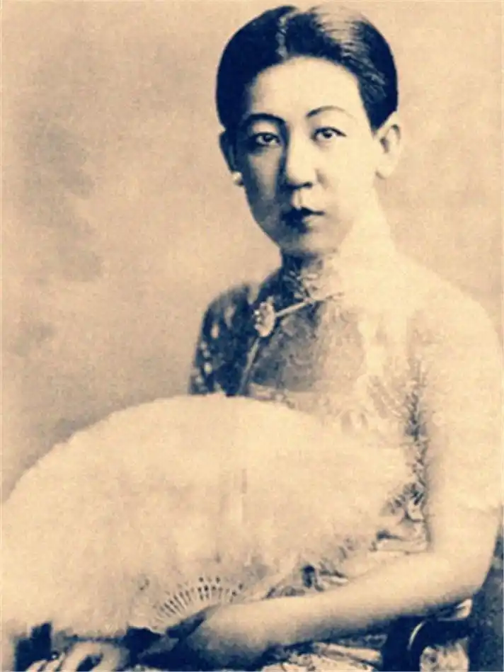 "东方魔女"川岛芳子真的有传说中那么美吗?老照片见证玄机