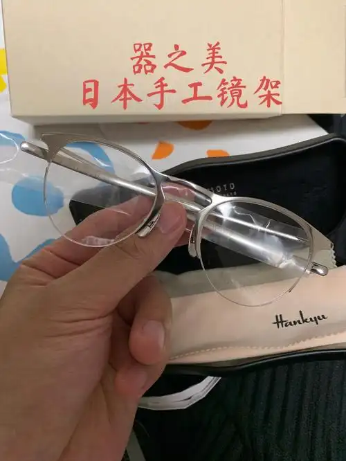 日本手工眼镜框造型简约做工精致