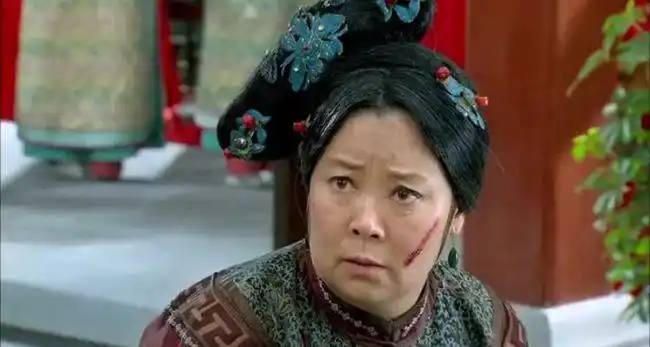 方青卓   新版容嬷嬷,么么哒,可爱.   老佛爷