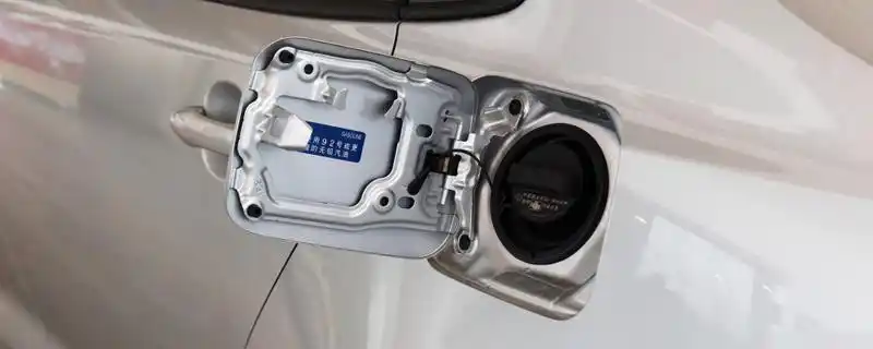 丰田汉兰达油箱多少升,汉兰达加多少号汽油合适