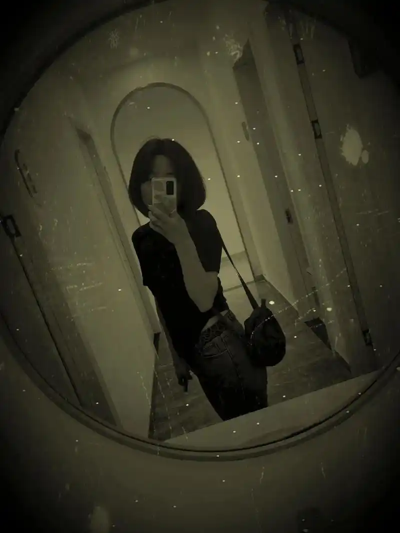 镜子里的另一个自己 #你所见即是我 #人生最好的作品就是自 - 抖音