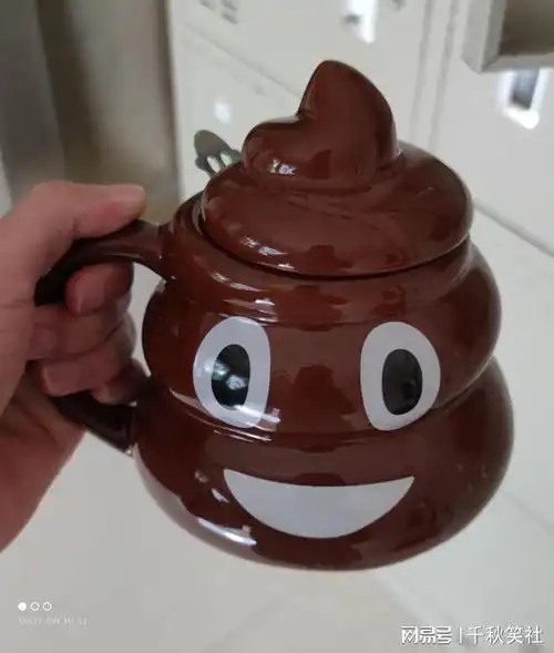搞笑奇葩杯子图鉴一看就不敢用那种拿着去接水回头率百分百