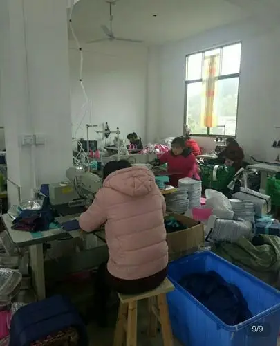 汇辉手袋厂扩大生产,诚招大量务工人员