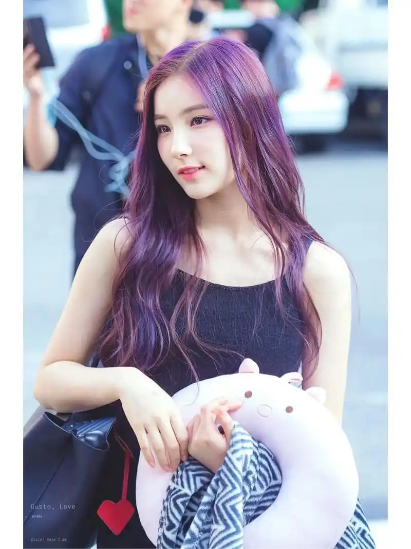 因为糊而被忽略的美貌 暂译:金昭熙 本名:812161 kim sohee