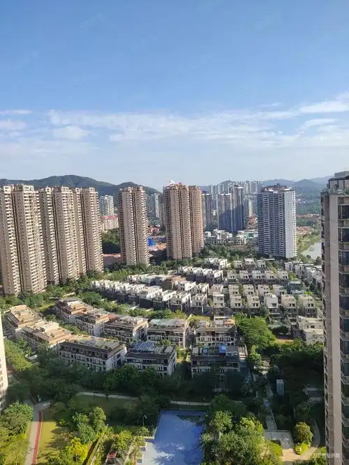 万科柏悦湾顶楼三层复式带天台一线高尔夫场景南北通