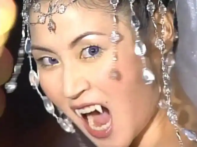 我和僵尸有个约会3变成僵尸的马小玲