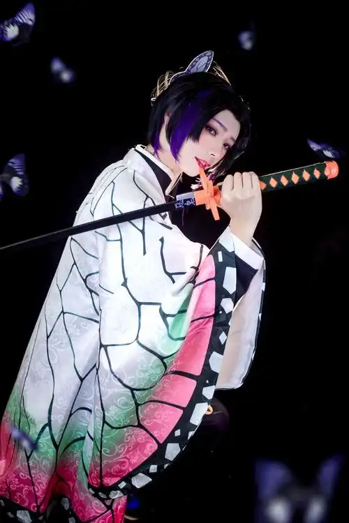 cos正片鬼灭之刃蝴蝶忍