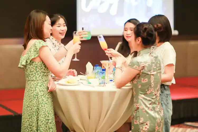 杭州汇杰环山竹海骑行峡谷激情漂流纵享鸡尾酒晚会于安吉赴一场盛夏之