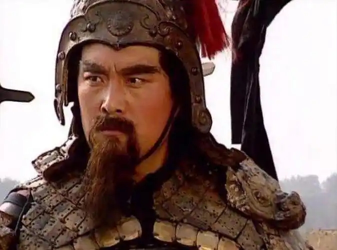 如果关羽投奔了曹操,他的武力值,在曹营排名第几?_张辽