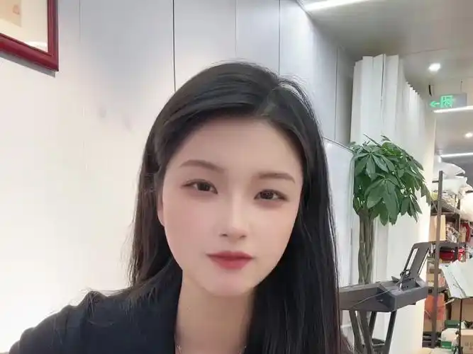 安徽合肥美女 葛漂亮 12月21日直播 #歌手 #搞笑聊天