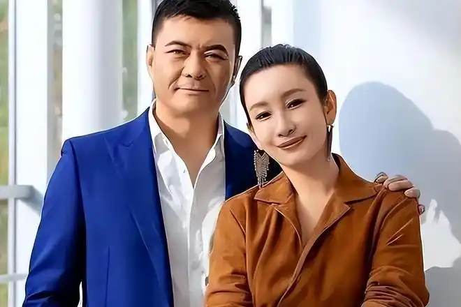 王新军:成名后抛妻弃子,将秦海璐宠成宝,前妻红了,他糊了