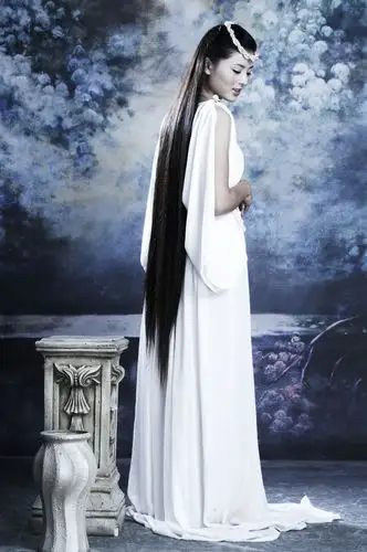 漂亮女孩的长发写真