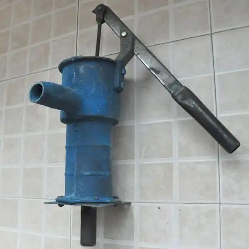 手摇水井泵 水井手压水泵 摇水器 手压井 压水井 铸铁无支架