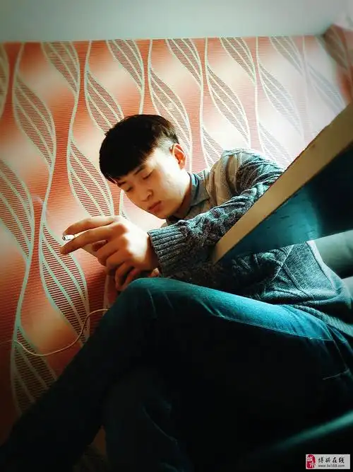 【帅男秀场】赵文凯 20岁 金牛座 物流储运