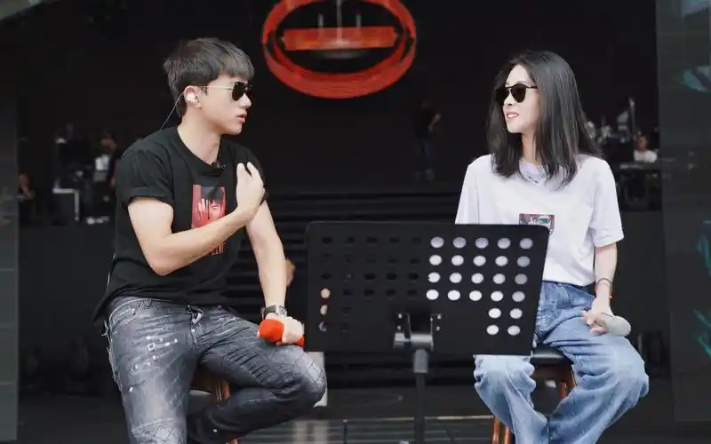 【张杰南京演唱会】【张杰张碧晨】《只要平凡》《凉凉》神仙合作