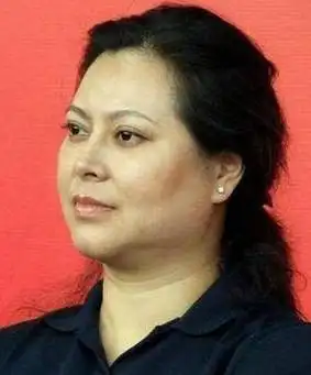 同是唐国强的骨肉,孙涛和壮丽生的孩子,却活成了完全相反的样子_唐莉