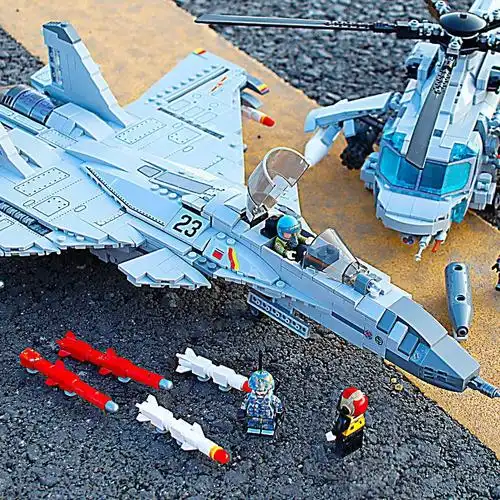 男孩子拼装玩具飞机系列兼容乐高积木10岁以上歼15战斗机运输大型
