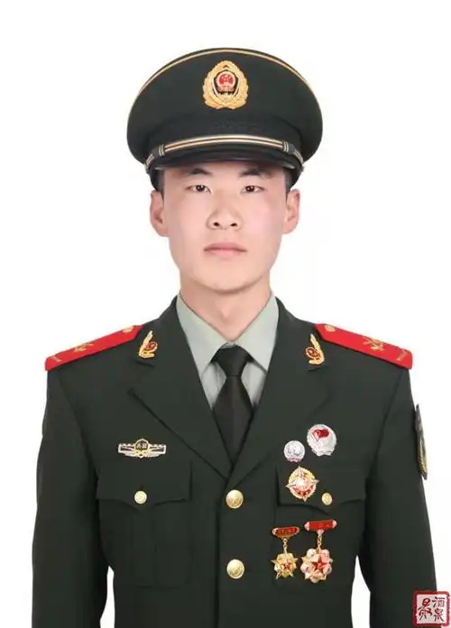 他是"95"后武警战士,酒泉好男儿