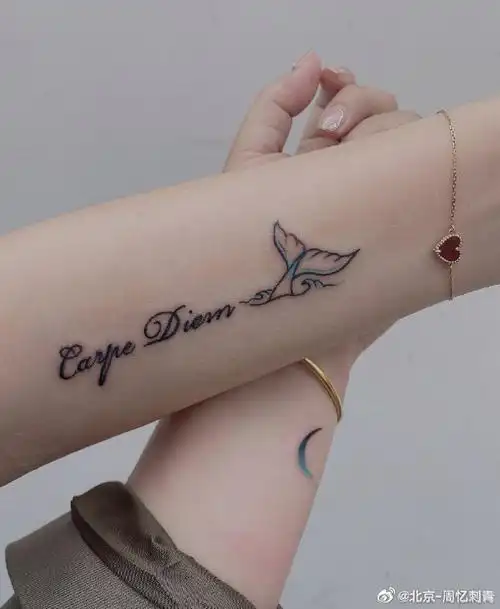 今日纹身图案分享手臂的小清新纹身#纹身设计##纹身推荐##北京周忆