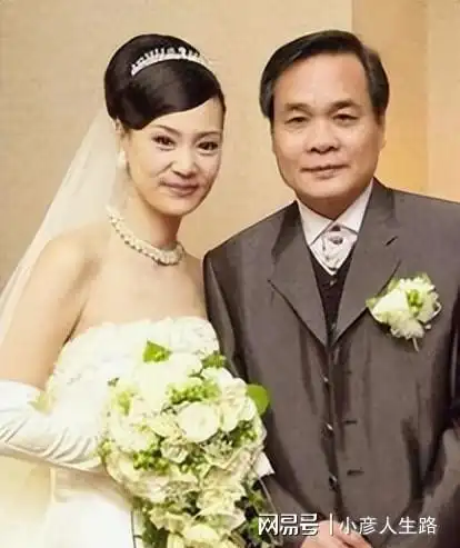 刘雪华38岁遭背叛终身不育52岁丈夫意外身亡63岁依然向往爱情