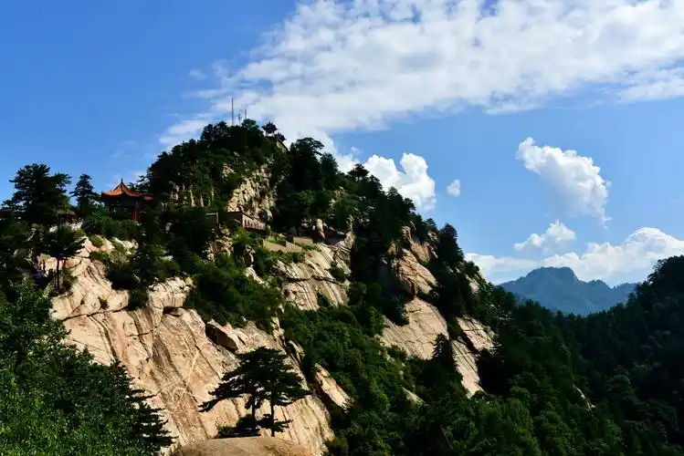 奇山秀峰北武当