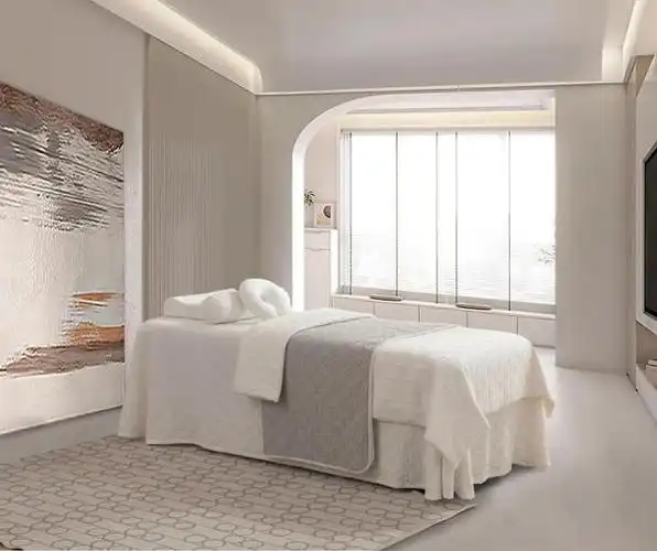 但是在装修这类小型美容院的时候,老板遇到的大难题就是有限的空间与