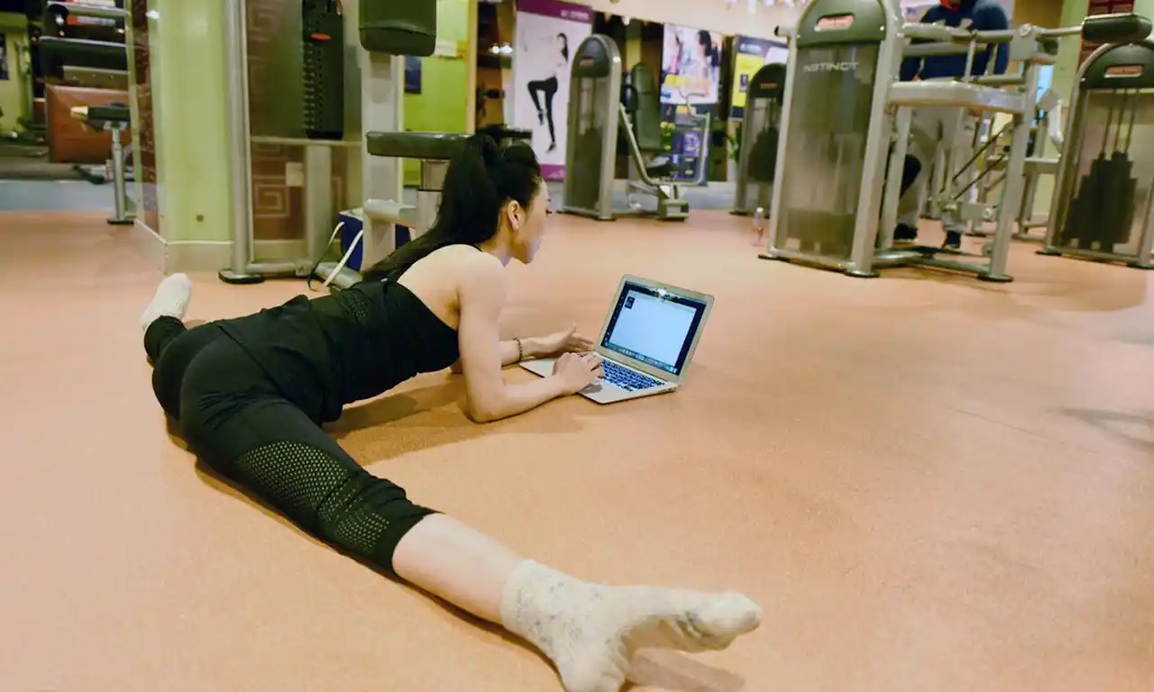 原创33岁宋茜少女感十足身体柔韧气质好如何让身体变软