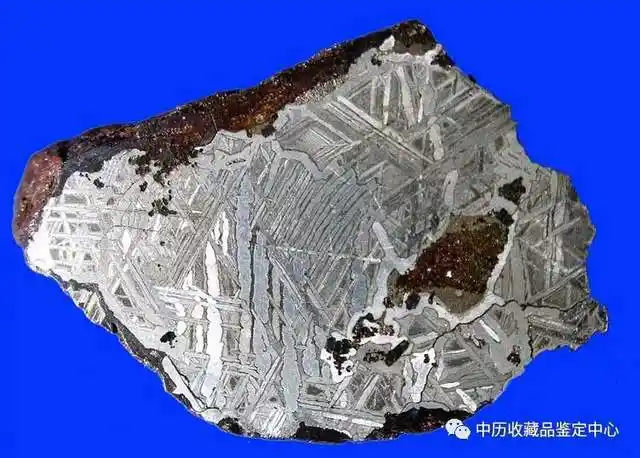 无球粒陨石切面结构