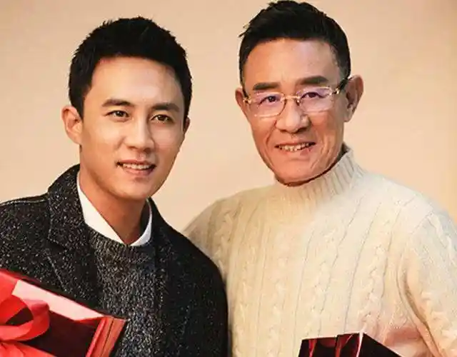 陈宝国和陈月末,陈月末代表作《突击再突击》饰演男一号梁永军.