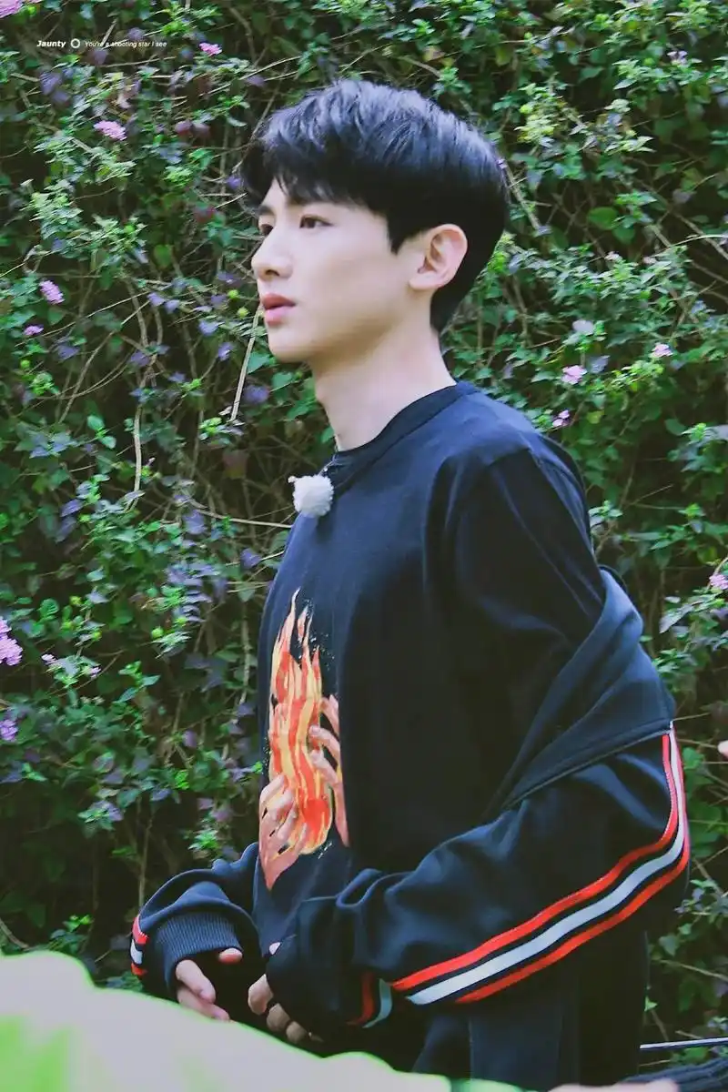 白敬亭高清壁纸 你可以永远相信演员白敬亭 - 抖音