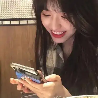 由美头网整理发布,女生头像频道提供更多与ins,可爱,优质,甜美相关的