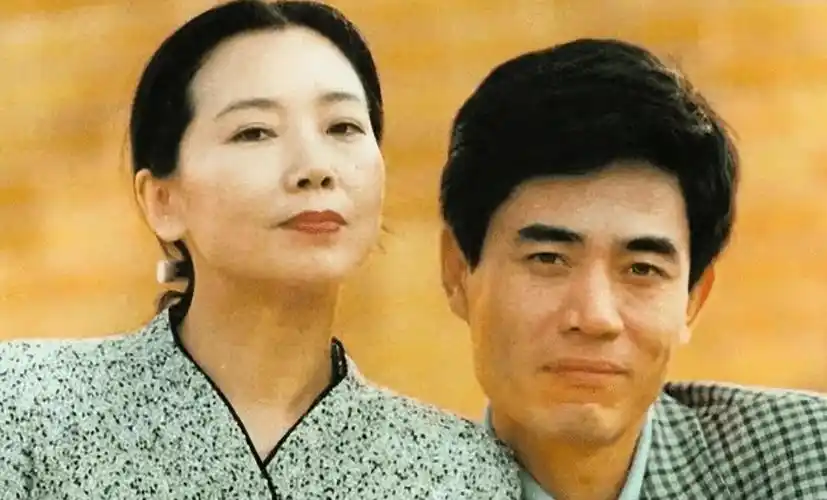 回顾陈宝国拍大宅门等3年开拍后拍桌子摔9万块钱罢演只为他