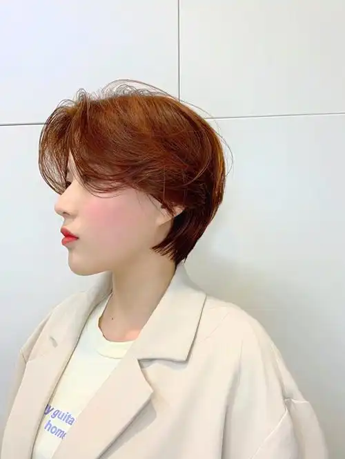 秋季短发发型显脸小瘦脸秒变韩剧女主