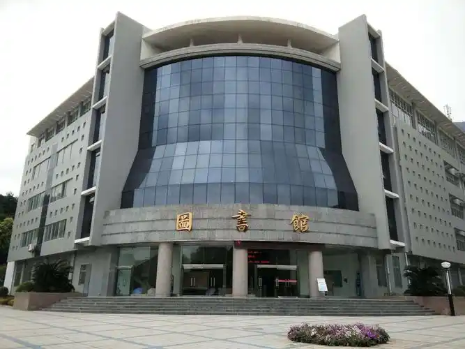 #陕西理工大学#学姐学长,刚从外地回来,想在西安找一份工作,目前在不