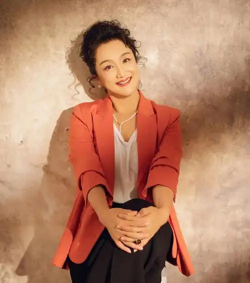 追风者演员杨昆86年辞职退休金2500无儿无女真的是这样吗