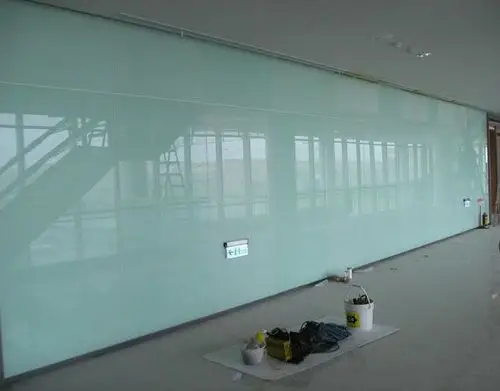 免费设计专业定制各种颜色钢化烤漆背景墙玻璃白板深圳上门安装