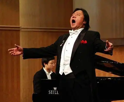 全情投入艺术诠释,著名男低音歌唱家—孙禹