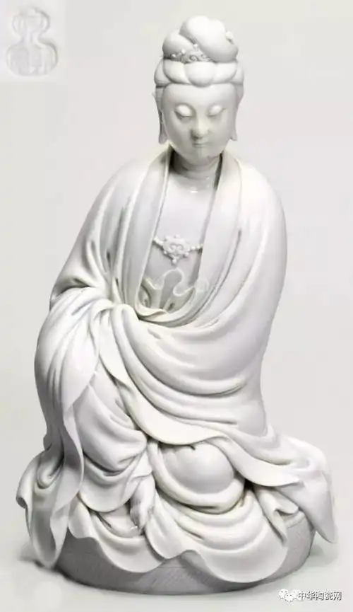 【重磅】何朝宗渡海观音1930万港元成交!打破德化白瓷世界拍卖纪录