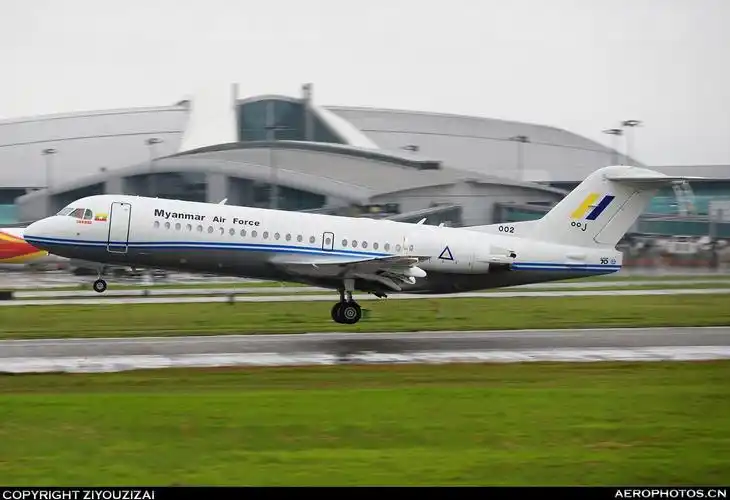 福克70- 航空摄影图库(www.aerophotos.com)