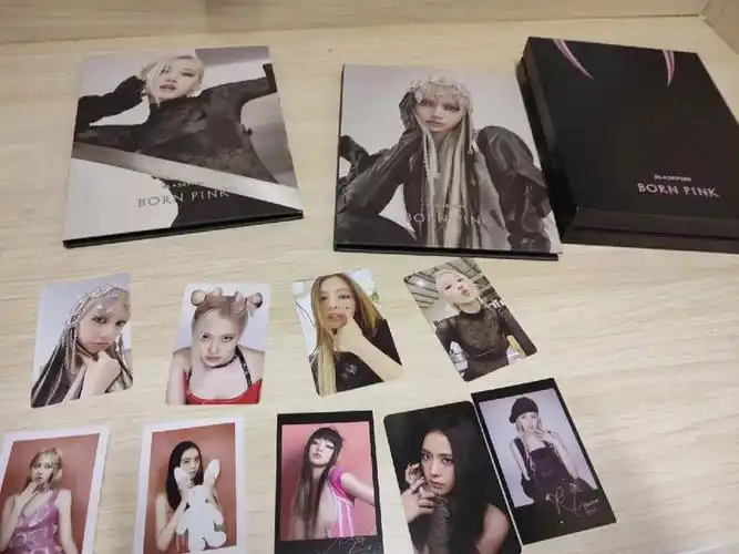 blackpink新专辑到啦快来看看小卡