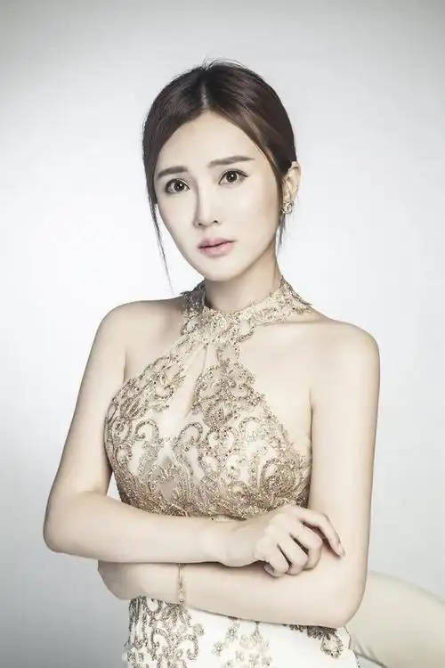 顾雨佳酷似杨幂的她杨幂长得像我杨幂你怎么看