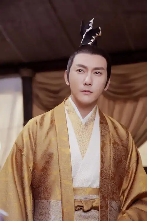 王若麟醉玲珑首挑反派化身皇弟苦虐陈伟霆