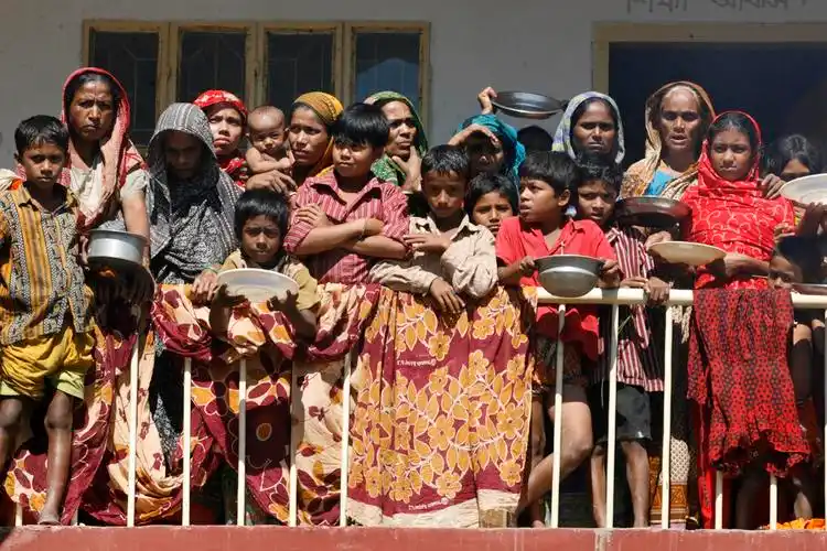 报道,一些援助机构11月18日说,目前强热带风暴"锡德"已造成孟加拉国1